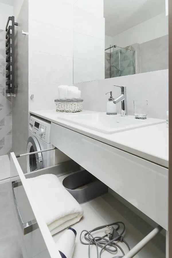 Apartments Krakow Rajska 3 By Noclegi Renters